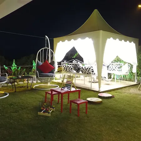 Mervehan ホテル 3*